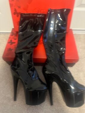 Pleaser Black Patent7”  Platform Stiletto Boots